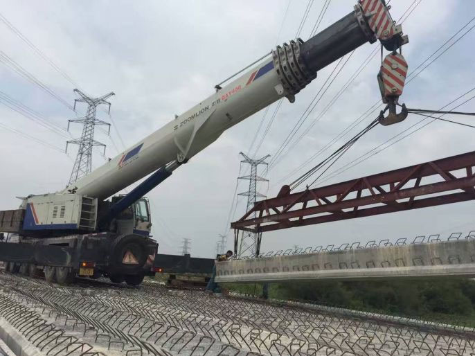  惠州市博罗牙岗桥箱梁吊装运输