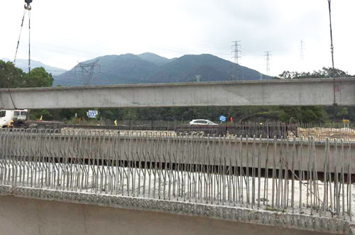  南坪三期工程土建六标—油气管桥6